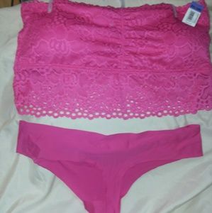 Lace Bandeau/Thong Set